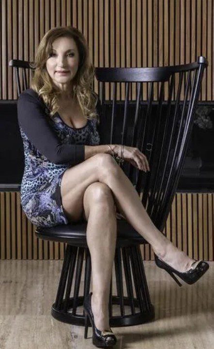 Carolina Keimig sitting in a large chair
